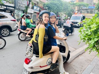 Hanoi After Dark Vespa Tour (4 hours): Street Foods & Drinks + Night Vibes + Lively Rides + Fun & Safe - All inclusive