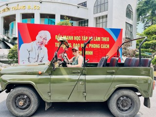 Hanoi City Jeep Tour Half-day: Food, Culture & Fun (4 hours)