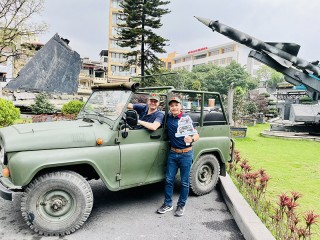 Hanoi City Jeep Tour Half-day: Food, Culture & Fun (4 hours)