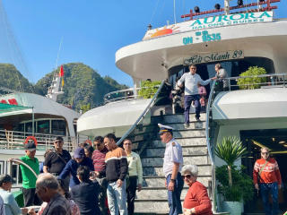 Aurora Ha Long Cruise