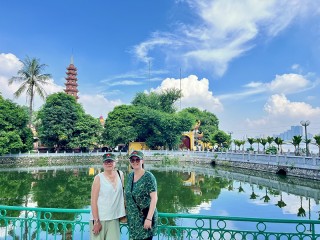Hanoi City Jeep Tour Half-day: Food, Culture & Fun (4 hours)