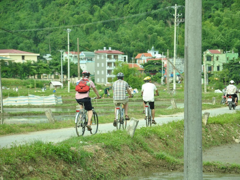 Biking North Vietnam 4 Days - Private tour - 40% off