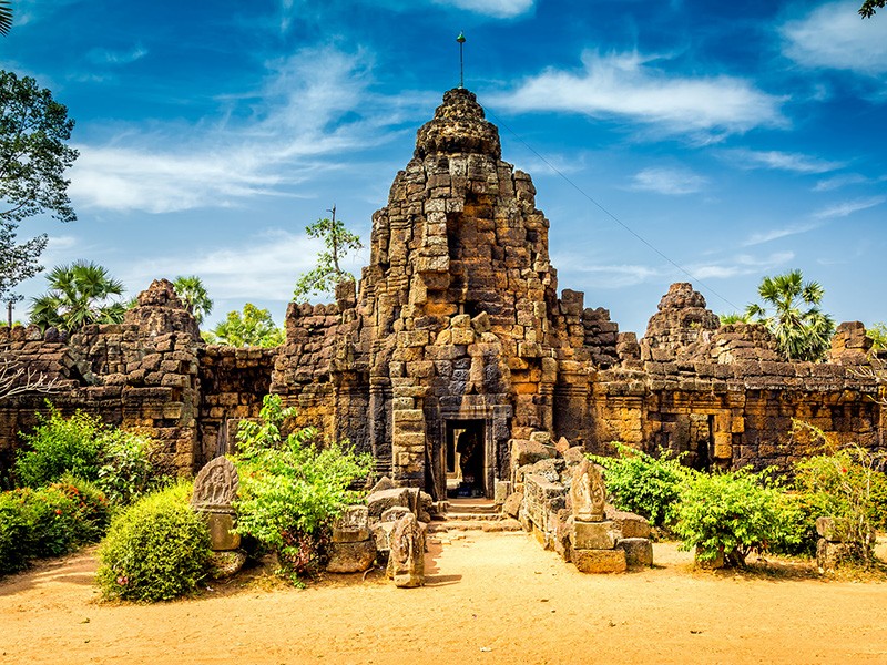 Phnom Penh - Tonle Bati - Phnom Tamao Zoo Day Tour - Private tour