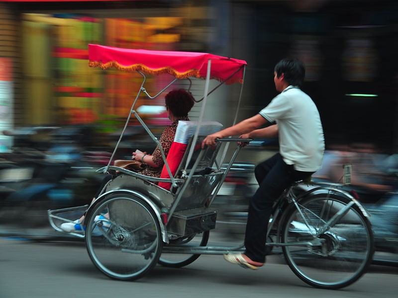 Hanoi Cyclo & Street Food Tour (4 hours) - Private tour - 25% off