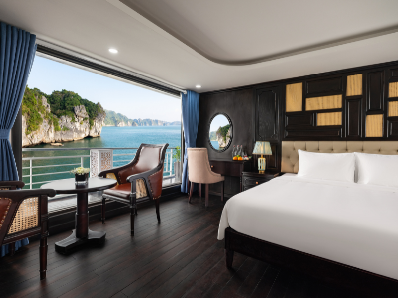 Amanda Pearl Ha Long