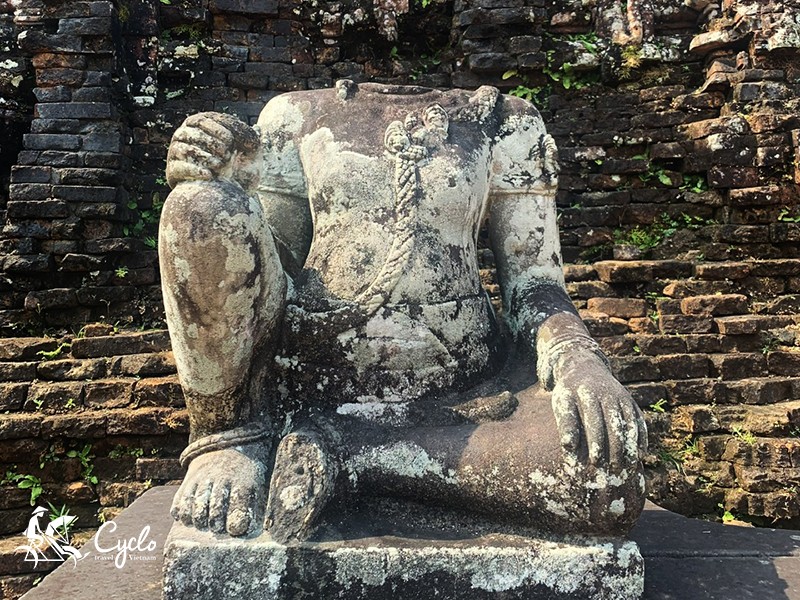 Essential Vietnam 10 Days 09 Nights Package Tour (small group tour) - 30% off