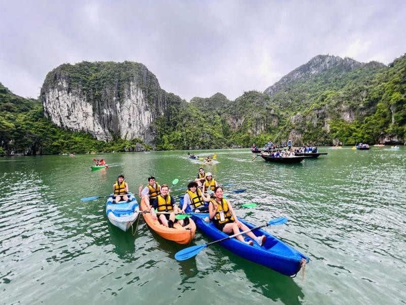 Dragon King 48 Cruise