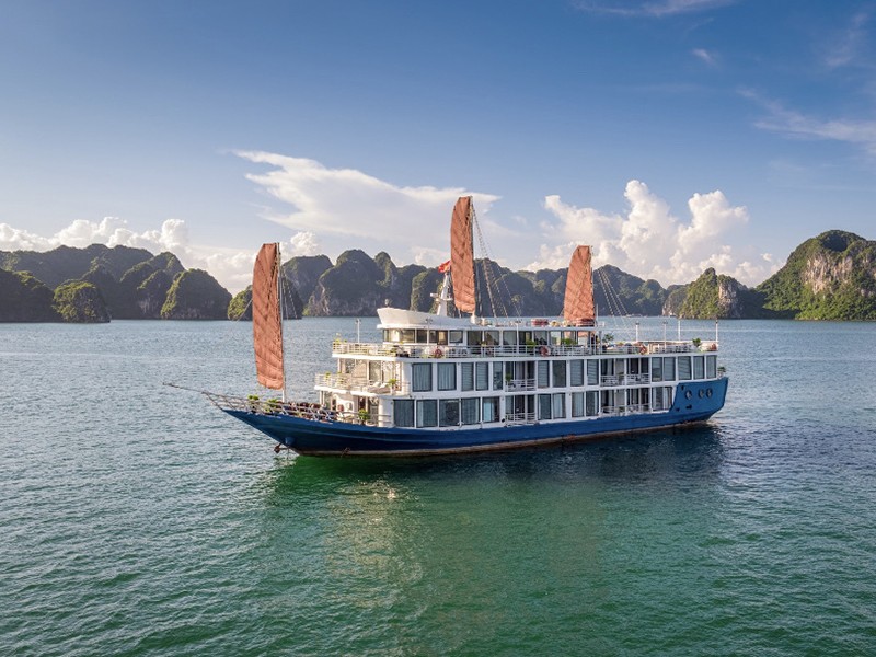 Discover Vietnam in 12 Days with Family - Private Package Tour (20% off)