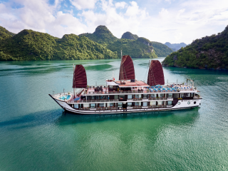 Amanda Luxury Lan Ha Bay