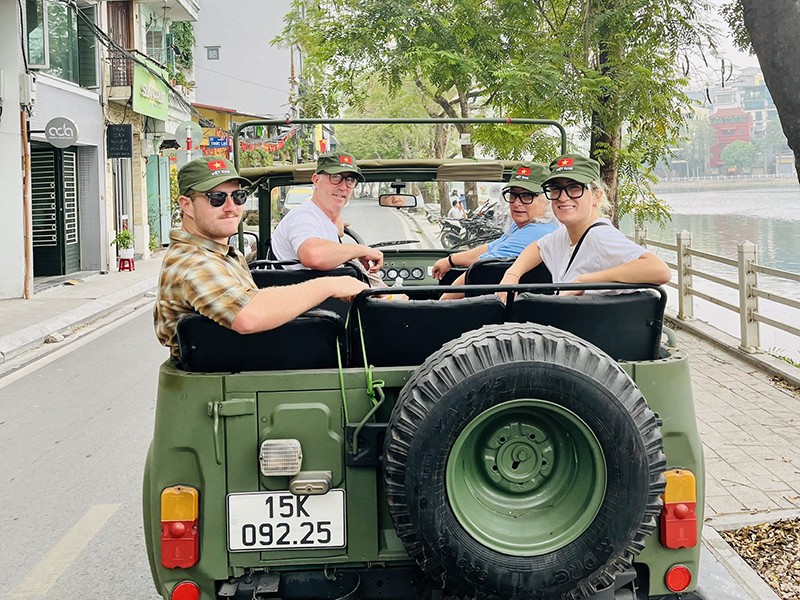 Hanoi City Jeep Tour Half-day: Food, Culture & Fun (4 hours)