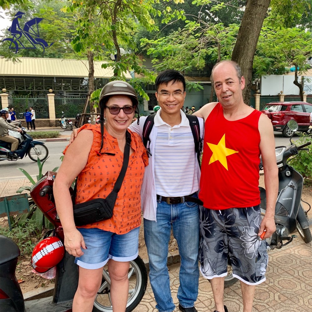 Hanoi half-day on-back of motorbike tour with street food (4 hours) - Private tour
